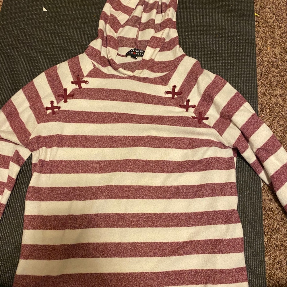 Sweater/Hoodie